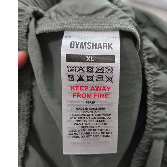Gymshark Green Cargo Pants - Picture 9 of 11